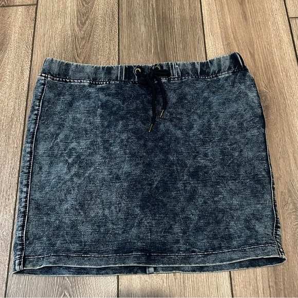 BONGO Dresses & Skirts - Bongo Jean Stretch Skirt - size XL